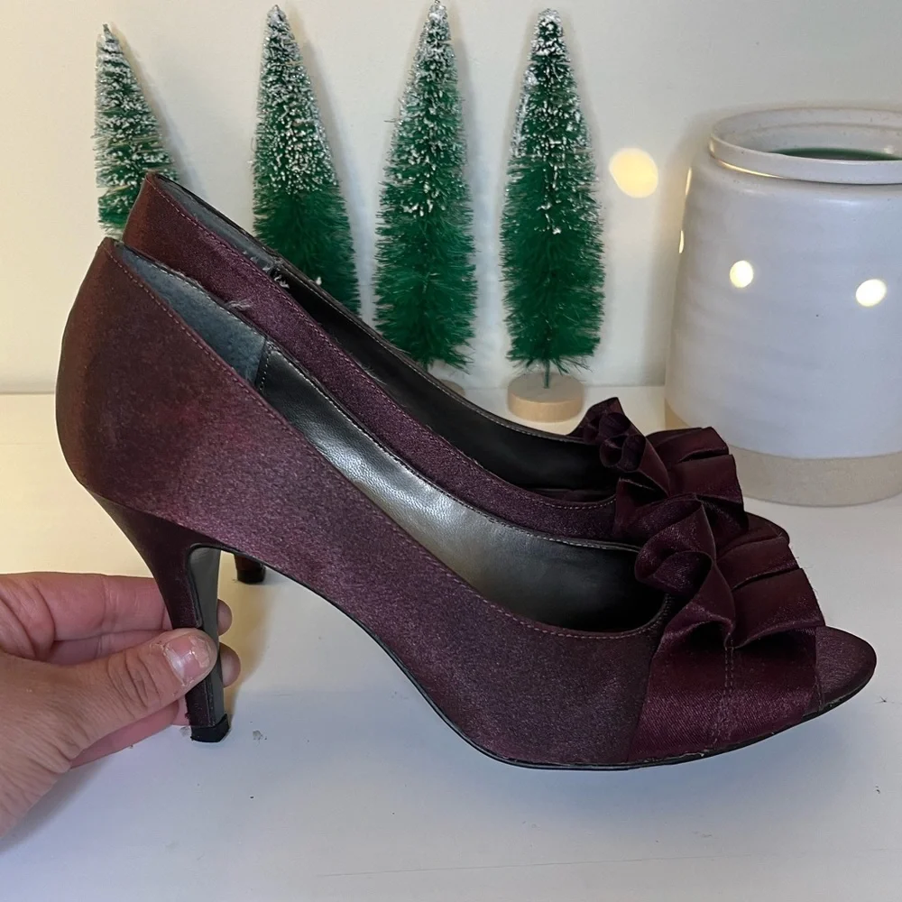 Nina Plum Colored Peep Toe Pumps